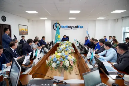 Глава КМГ провел производственное совещание в Эмбамунайгазе