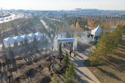 В Астане открылся парк КазМунайГаза  