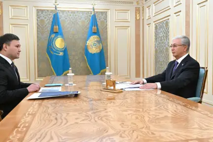 Глава государства принял председателя правления АО НК «КазМунайГаз» Асхата Хасенова